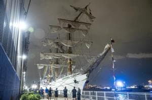 Tall Ship Down: Mexican Navy Vessel Collides with Brooklyn Bridge