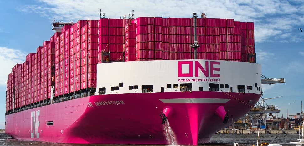 ONE expands dual-fuel fleet with six LNG container ships